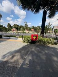New Tech Park (D19), Retail #575462321